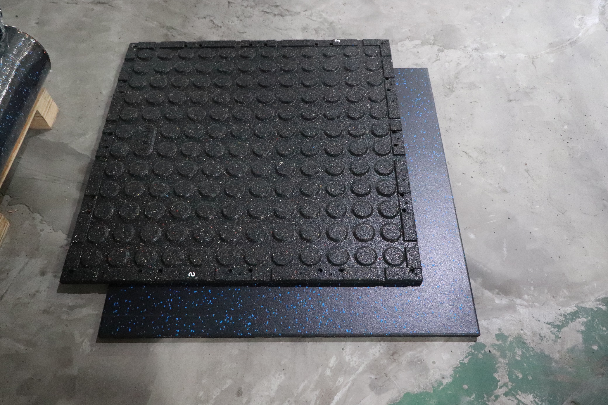 3.0cm Rubber floor tiles